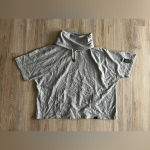 NWT L.L. Bean Women’s Sweatshirt Poncho Light Grey - Size L/XL